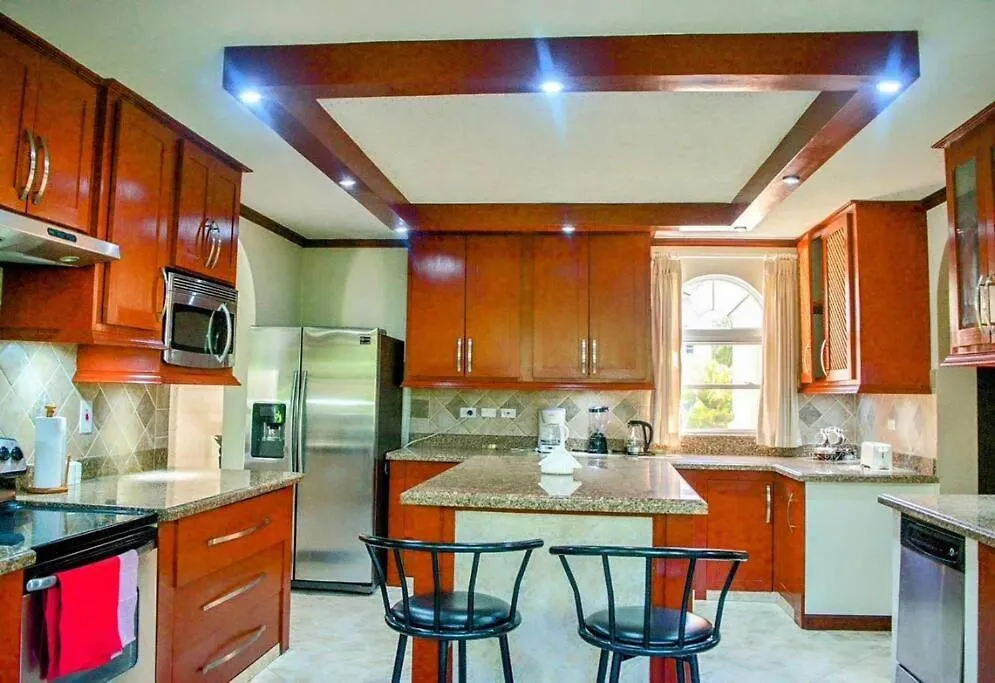 Ocean Pearl Villa Saint James